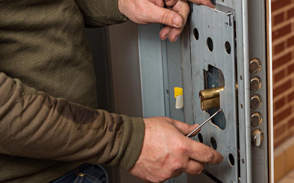 changer une serrure de porte Colombes