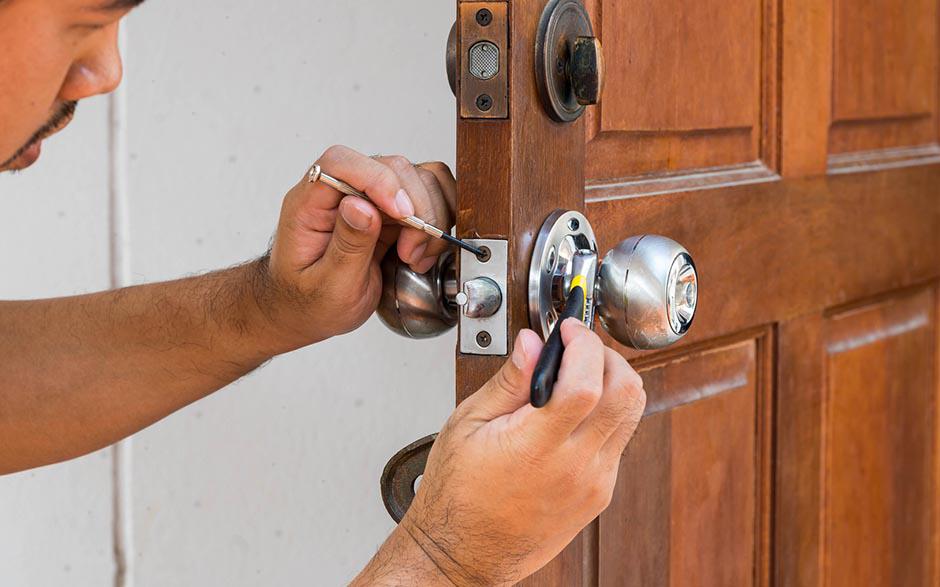 changer une serrure de porte Colombes